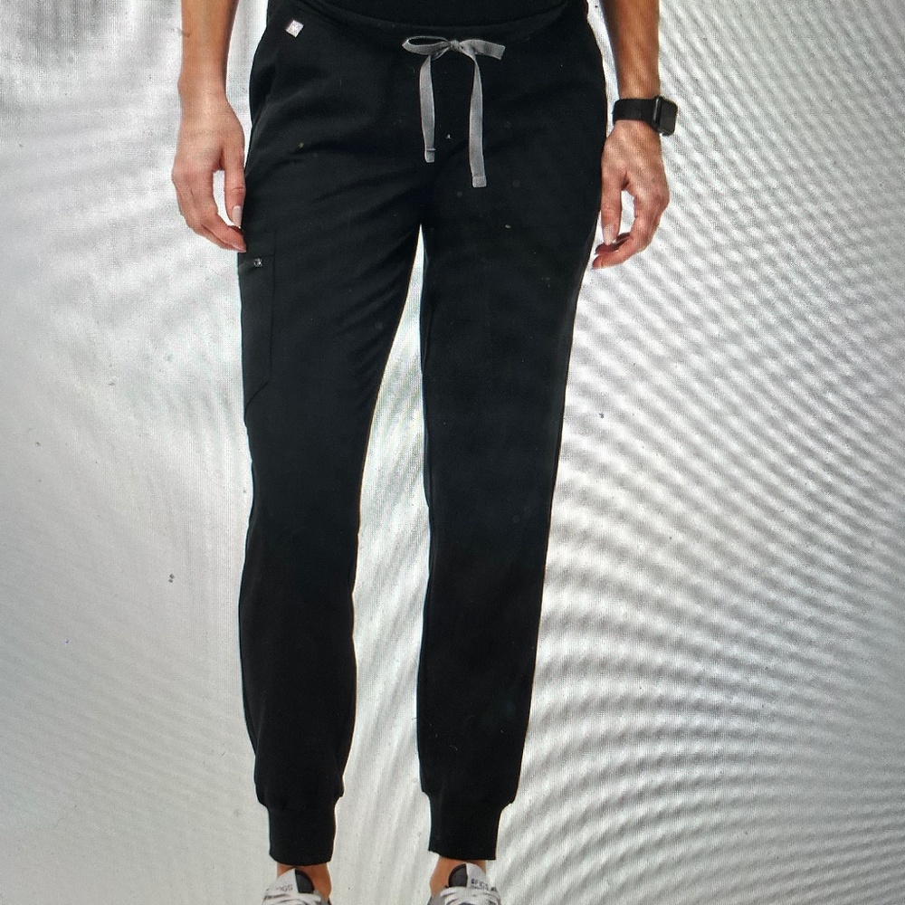 BLACK Maternity scrubs